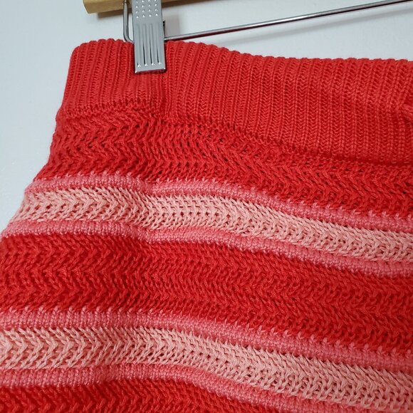 Madden NYC Shorts Women's Knit Pull On Waist Coral Knit Crochet Trim Tie Waist - Picture 2 of 10